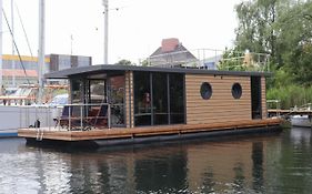 Houseboat Lina, Flensburg